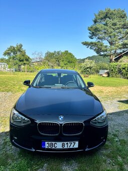 BMW 118D - 2
