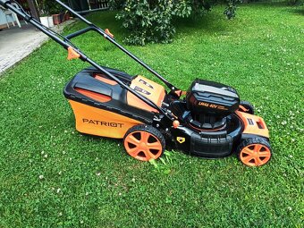 Rotační Aku sekačka LM 46-Patriot /bez pojezdu/ - 2