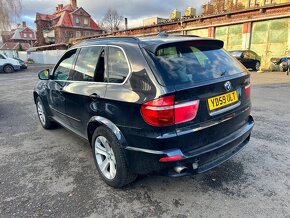 Bmw e70 3.0d 173kw Mpaket Carbonschwartz na díly - 2
