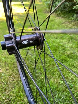 Přední kolo 29" boost 30mm ráfek TLR - 2