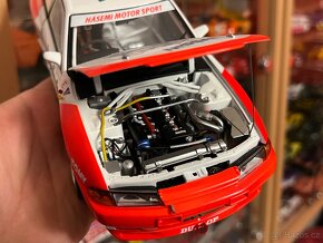 Nissan Skyline GT-R 1:18 Autoart - 2