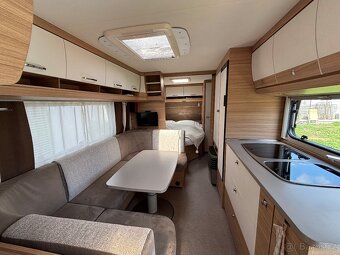 Dethleffs camper pro 6 osob,rok 2016-TOP STAV - 2