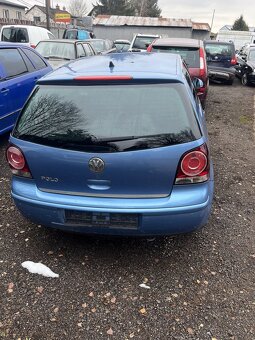 Volkswagen Polo - 2