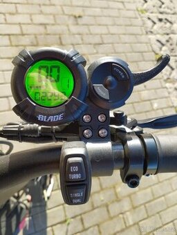 Elektrokoloběžka Teverun Blade X - 2