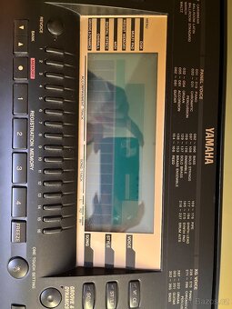 Elektrické piano Yamaha PSR-730 - 2
