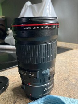 Canon 135mm. 2.0 L, USM - 2
