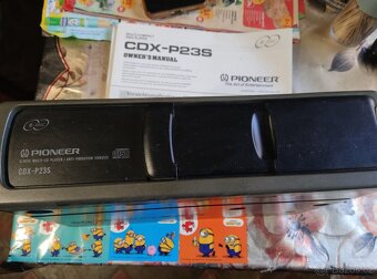 Cd měnič Pioneer - 2