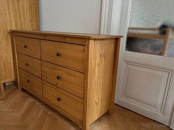 Dřevěná komoda z masivu - 2