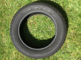 SNOWPROX TOYO 195/60 R 15 zimní - 2