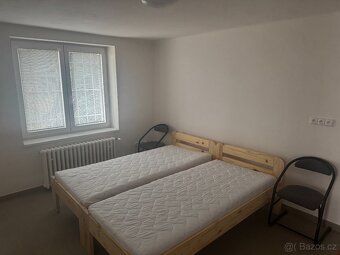 Nymbursko - Městec Králové - ubytování - pokoje - Nové - 2