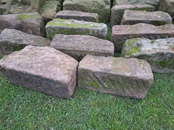 Prodám pískovcové štuky - 2