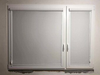 Prodám 2 plastová okna - 2