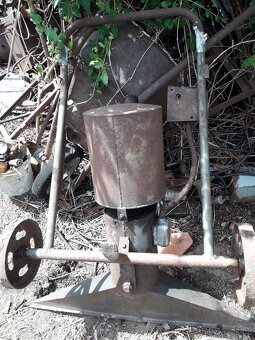 Svářecí zařízení "kombajn" na asfaltových pásů - 2