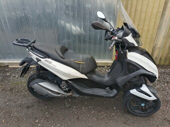 piaggio yourban 300 - 2