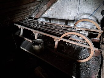 Starodávné sáně, - 2