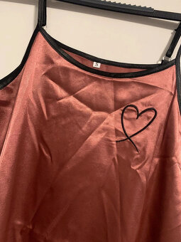 Satenová noční košile vel. S - 2