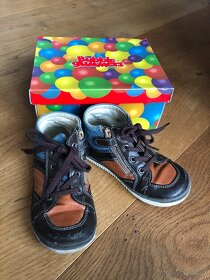 Chlapecká vycházková obuv - vel. 26 - 2