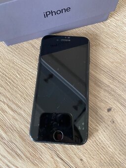 Iphone SE 64gb 2020 cerny - 2