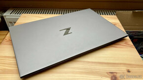 HP ZBook Studio G8 (i9, 32GB RAM) - 2