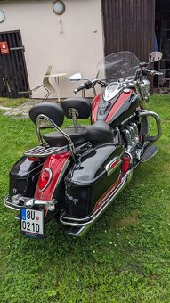 TRIUMPH Rocket III Touring - 2
