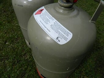 Plynové bomby ke karavanu - 2