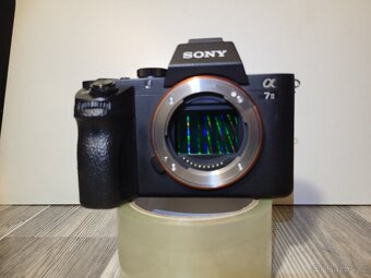 Sony A7 II + 2 objektivy (Samyang 14mm, Sony 28-70mm) + přís - 2