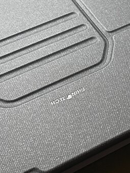 Pouzdro na iPad s klávesnicí - 2