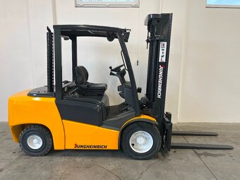 JUNGHEINRICH DFG 435 vysokozdvižný vozík (01343) - 2
