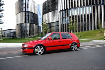 Volkswagen Golf III GTI 2.0 8V - 2