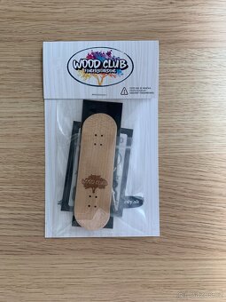 Prodám nový dřevěný fingerboard WoodClub - 2