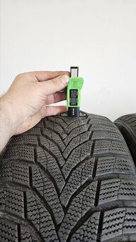Zimní pneumatiky 235/45/18, Nexen, DOT2220 - 2