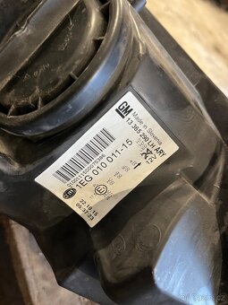 Opel Astra J levé přední světlo original - 2