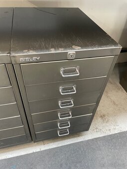 Plechové / kovové šuplíky Bisley - 2