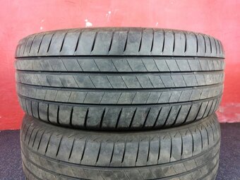 215/60 R16 99 V LETNÍ Bridgestone Turanza T005 - 2