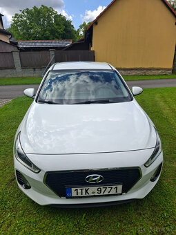 Hyundai i30 HB 1.0 T-GDI MT Trikolor Comfort - 2