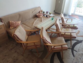 Pohovka, 4x křeslo a stolek - 2