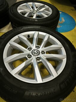 Kola VW R16 6,5J ET41, pneu Michelin 2022 cca 5mm
- 2