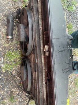 Chladičová stěna Passat b6 - 2