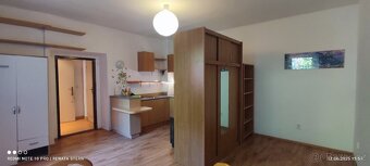 Pronajmu byt 34m v Červeném Kostelci - 2