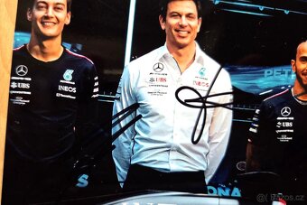Mercedes F1 Hamilton Russell Schumacher Wolff  autogramy - 2