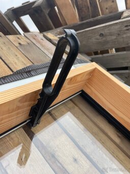 Střešní okno značky Roto - 2