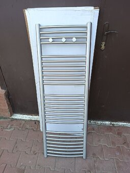 Žebříkový radiátor nerez - 2