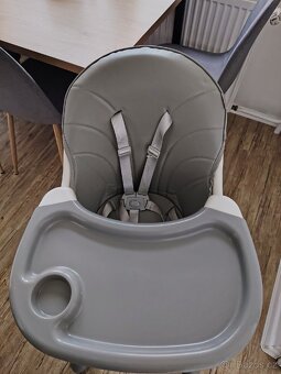 Dětská židlička jídelní - 2