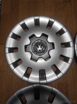 Sada 4 kusů poklic Volkswagen (15") - 2