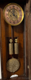 Nástěnné pseudorenesanční pendlové dvou-závažové bicí hodiny - 2