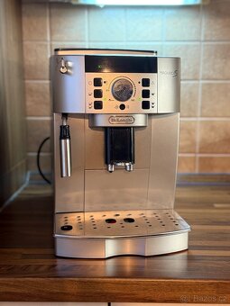 Kávovar DeLonghi Magnifica S - 2