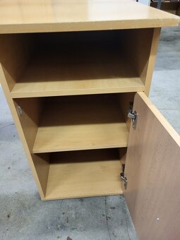 psací stůl za odvoz - 2