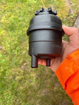 Servo nádobka bmw e36 - 2