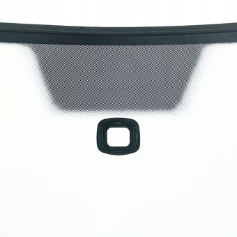 VW Scirocco čelní sklo - 2