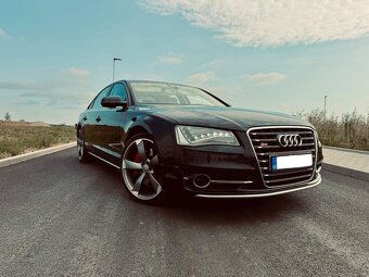 Prodám Audi A8 4.2 FSI – look S8 - 2